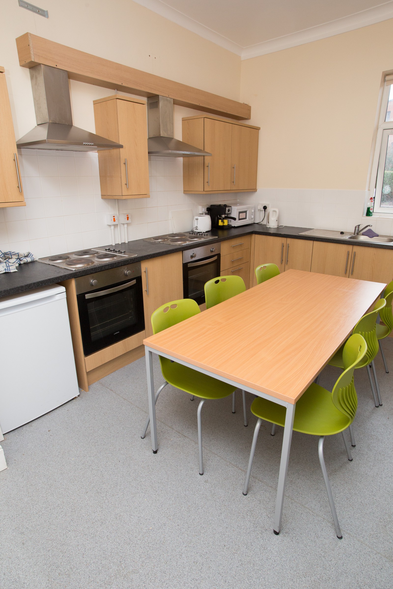 parkgate road kitchen/dining area