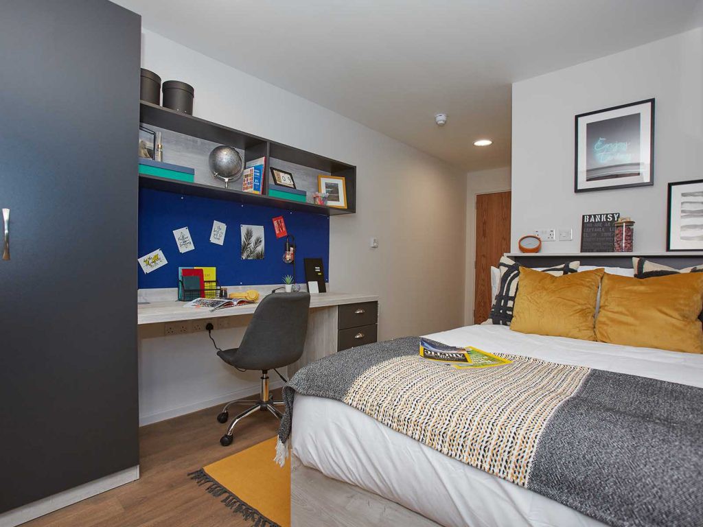 An en-suite room at Tudor Place