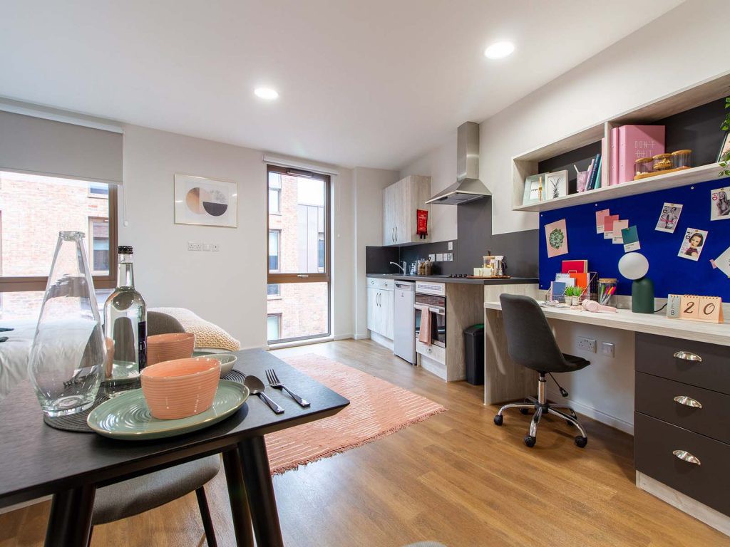 Tudor Place studio accommodation