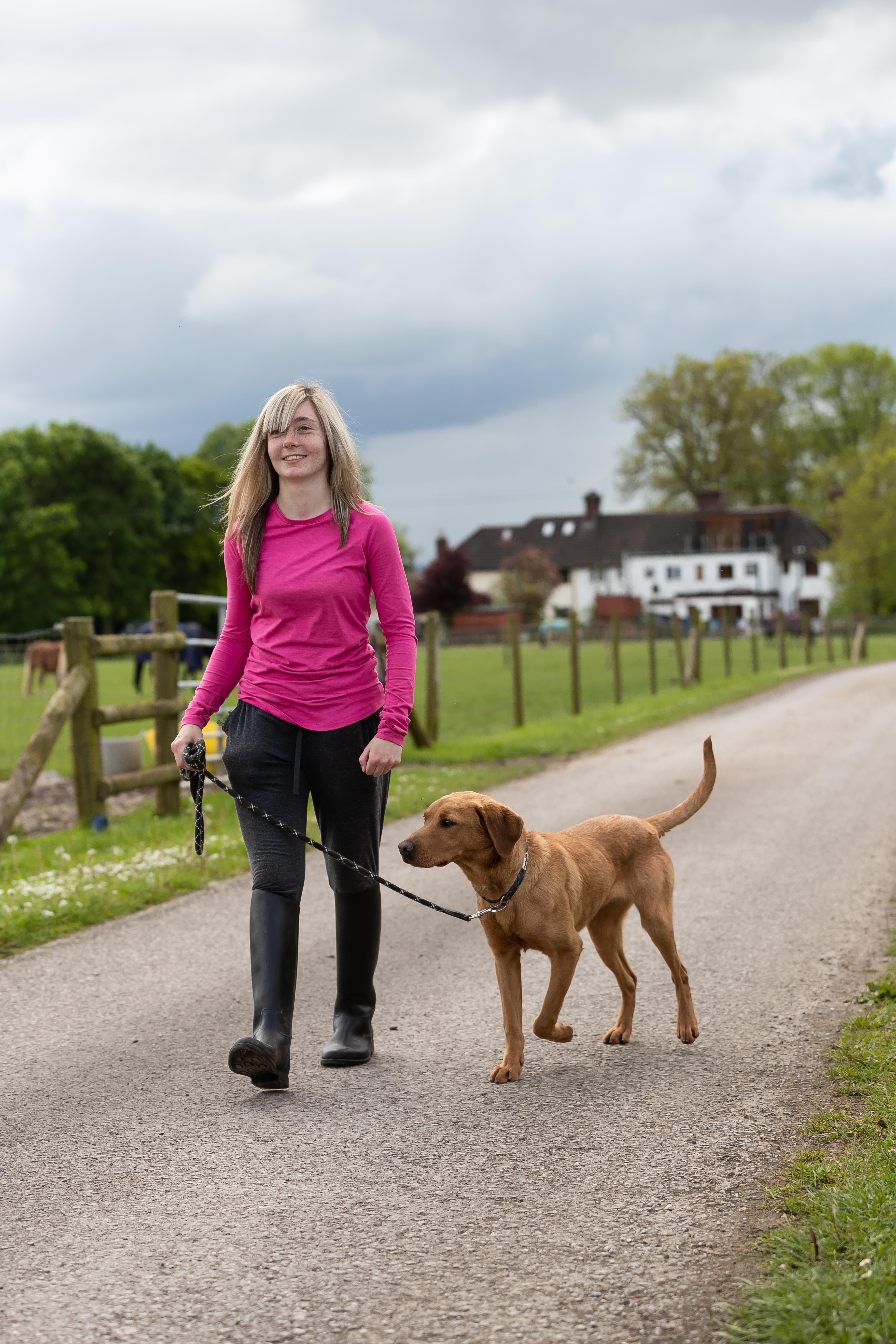 biovet student with dog