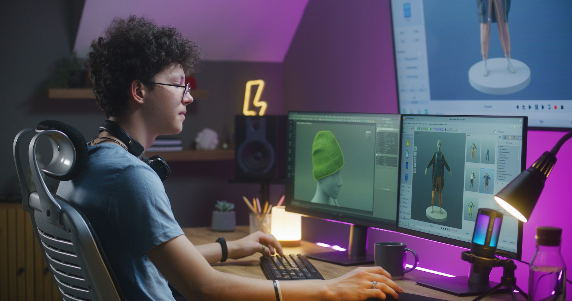 designer creates video game character