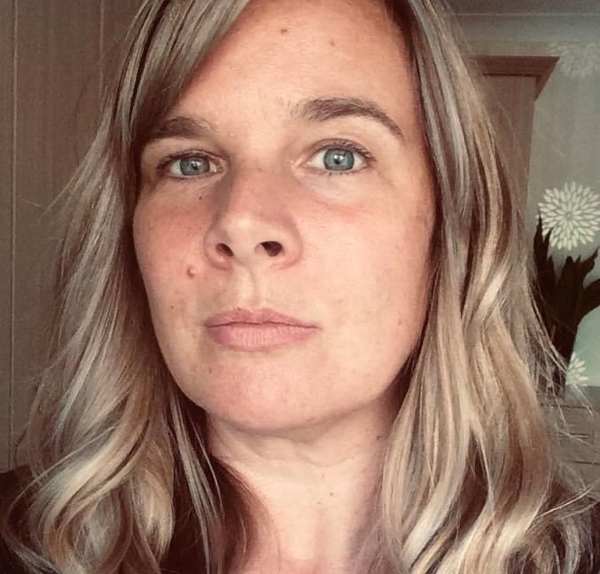 Dr Claire Stocks