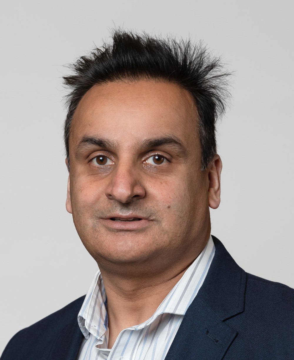 Dr Sohail Mushtaq