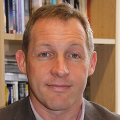Dr Steve Knowles